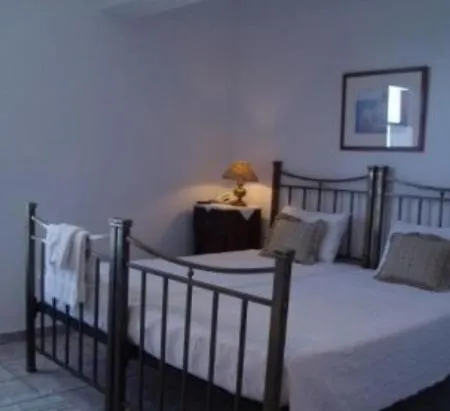 Apartment Pleoussa Studio And