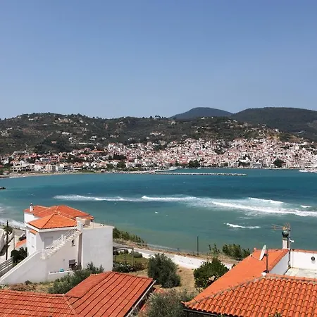 Apartment Pleoussa Studio And